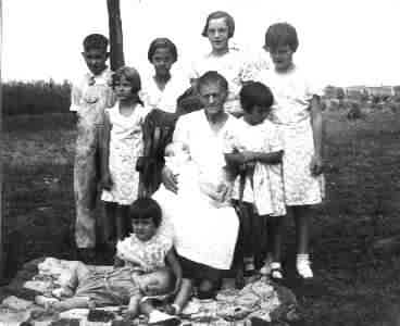 Rachel Hume and grandchildren